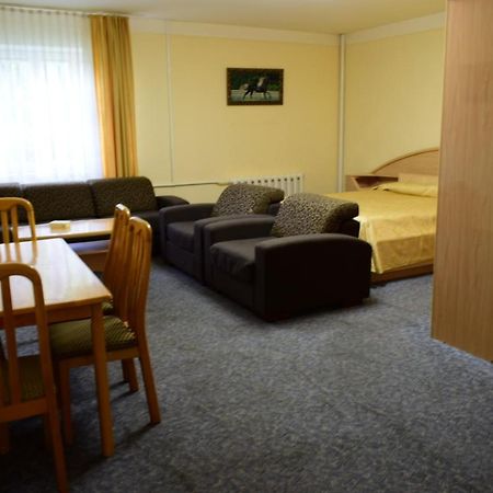 Aliq Hotel Tsaghkadzor Bagian luar foto