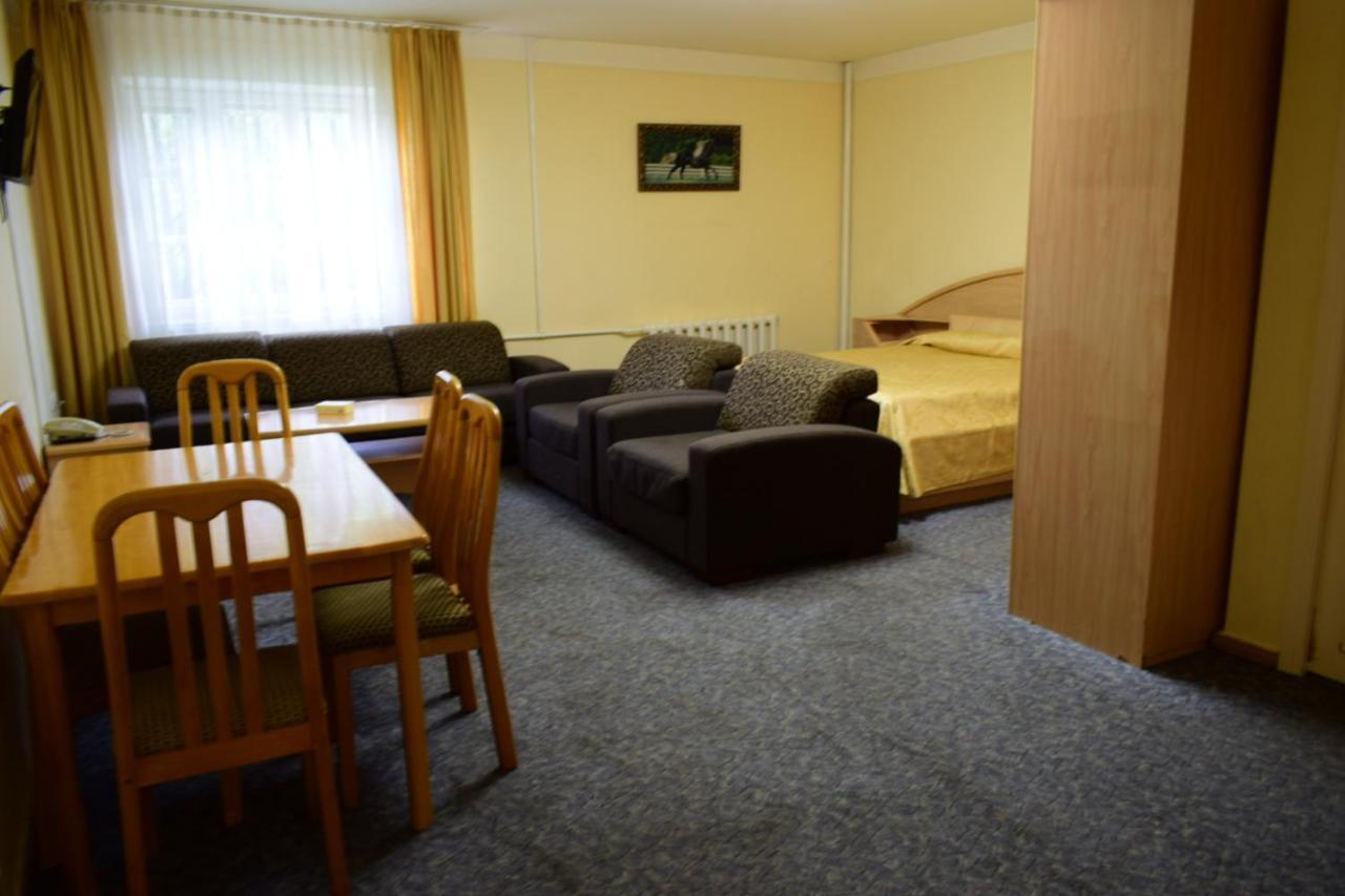Aliq Hotel Tsaghkadzor Bagian luar foto
